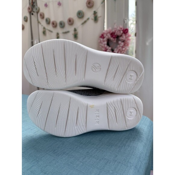Kizik Gray Madrid Eco Size Women 9.5 Men 8 Sneakers Shoes Hands Free Slip On - Picture 8 of 13